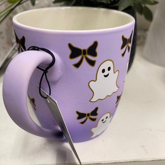 Halloween Purple Ghost w/ Black Bow Ribbon Smooth Matte Soft Touch NWT - Picture 3 of 4